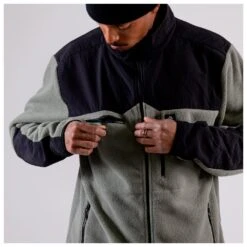 Polaire Jones Fleece Base Camp Herb Green -Matériel De Ski Offres 76276edea97cb3b0488143ec46ca741eadac1f07 H23JONETTH3349554 901